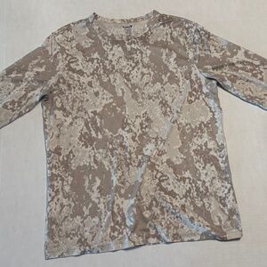 Old Navy Active Boys Large (10-12) Tan Camo Long Sleeve Crew Neck Cut Tag